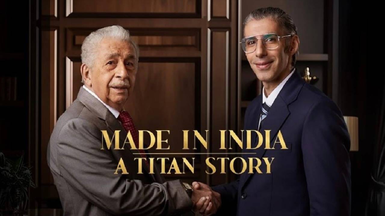 या कथेची सुरुवात तेव्हा होते, जेव्हा जेआरडी टाटा यांना एका स्विस घड्याळ निर्मात्यांकडून अपमानकारक अनुभवाला सामोरं जावं लागतं. त्यानंतर ते टाटा कंपनीचे अत्यंत आश्वासक आणि महत्त्वाकांक्षी कार्यकारी अधिकारी झरक्सेस देसाई यांच्यावर स्वदेशी घड्याळ तयार करण्याचं काम सोपवतात. या वेब सीरिजमध्ये नसीरुद्दीन शाह यांनी जेआरडी टाटा आणि जिम सर्भने झेरक्स देसाई यांची भूमिका साकारली आहे. 3 जूनपासून ही सीरिज एमएक्स प्लेयरवर स्ट्रीम होत आहे.
