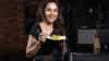 Madhuri Dixit : धकधक गर्ल माधुरीच्या नाश्त्यात असते ही खास डिश, फक्त 3 मिनिटात तयार, अस्सल मराठमोळे असाल तर...