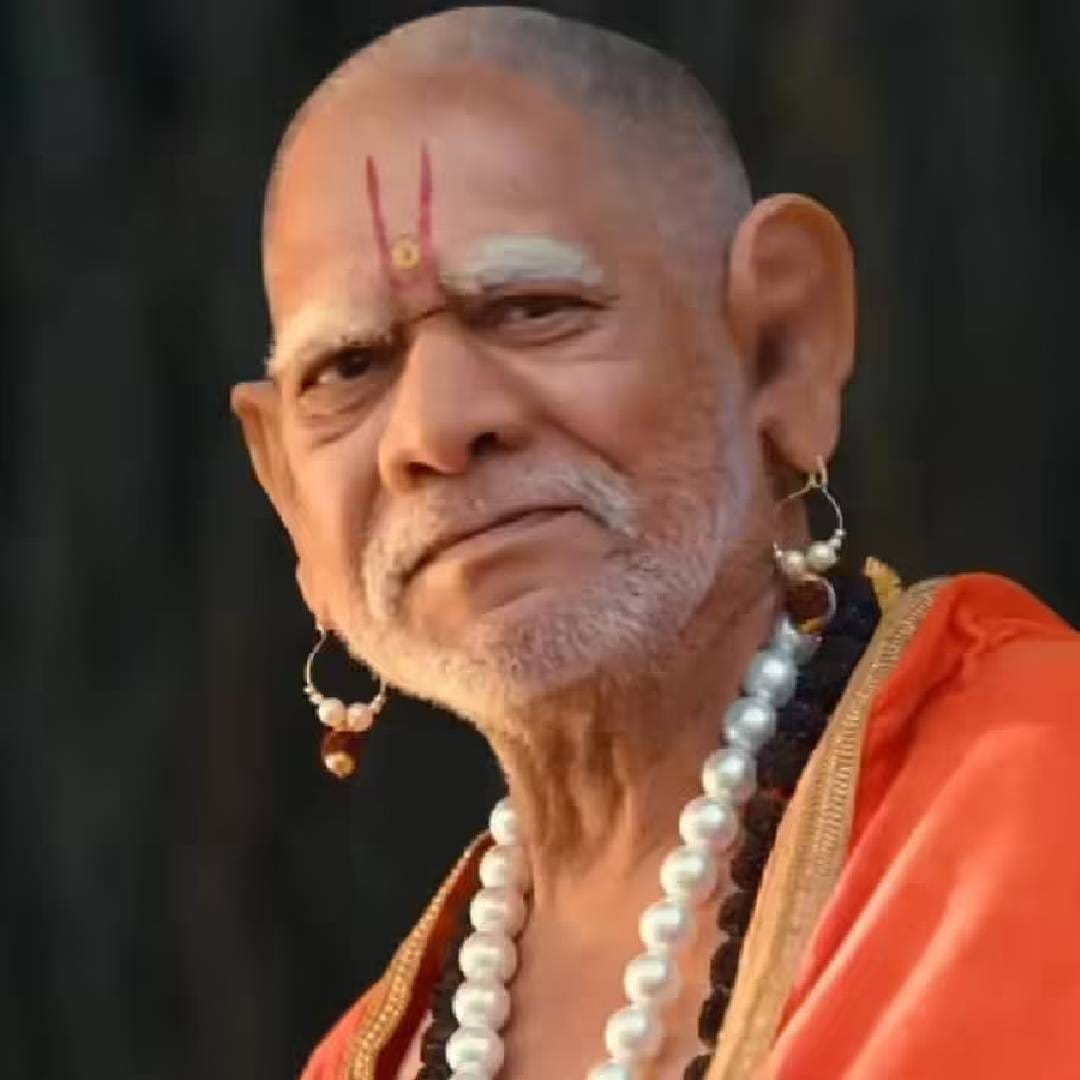 'देऊळ बंद 2' हा चित्रपट एकीकडे महाराष्ट्रात हाऊसफुल्ल होतोच आहे, पण त्याचसोबत परदेशातही तो अटकेपार झेंडा रोवत आहे. युएसए, जपान, जर्मनी, दुबई, युएई, ऑस्ट्रेलिया, पोर्तुगाल, डेन्मार्क, कॅनडा, सिंगापूर, युरोप, आयर्लंड, नेदरलँडमध्ये 150 पेक्षा अधिक शोज हाऊसफुल झाले, अशी पोस्ट प्रवीण तरडेंनी लिहिली आहे. 
