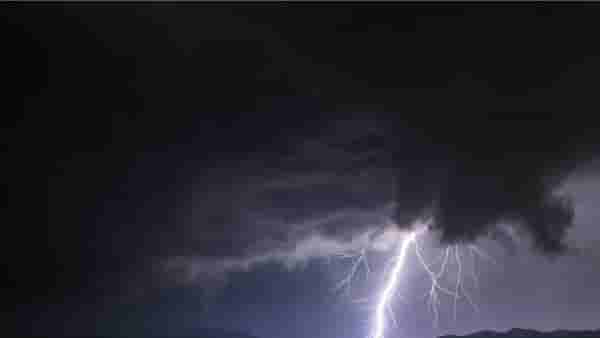 Monsoon update : या दिवसापासून महाराष्ट्रात धो धो पाऊस, संकट अजूनही कायम, अरबी समुद्रात मॉन्सून..