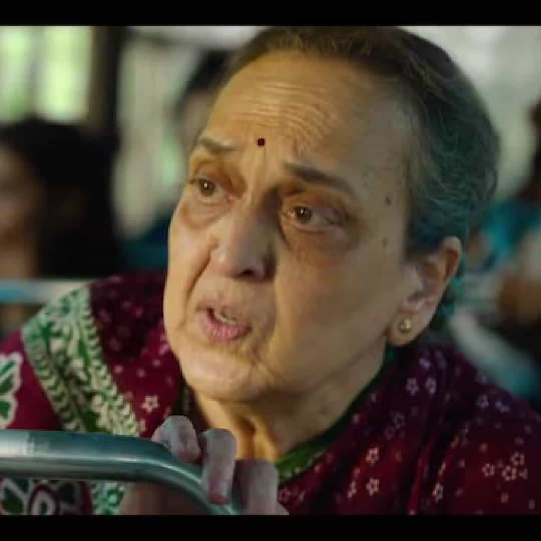 दोन वर्षांपूर्वी 7 जून 2024 रोजी एका हॉरर चित्रपटाने बॉक्स ऑफिसवर धुमाकूळ घातला होता. या चित्रपटातील भूताला बनवण्यातच जवळपास वर्षभराचा काळ लागला होता. अवघ्या 30 कोटी रुपयांच्या बजेटमध्ये बनलेल्या या चित्रपटाने बॉक्स ऑफिसवर 132 कोटी रुपयांचा गल्ला जमवत निर्मात्यांना मालामाल केलं होतं. या चित्रपटामुळे मुख्य भूमिकेतील कलाकारांचंही नशीब फळफळलं. कारण हिरो आणि हिरोईन हे दोघंही त्यावेळी मोठे स्टार नव्हते.
