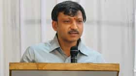 ओमराजेंना मंत्रिपद मिळणार? गोवर्धनवाडीत घडामोडींना वेग.