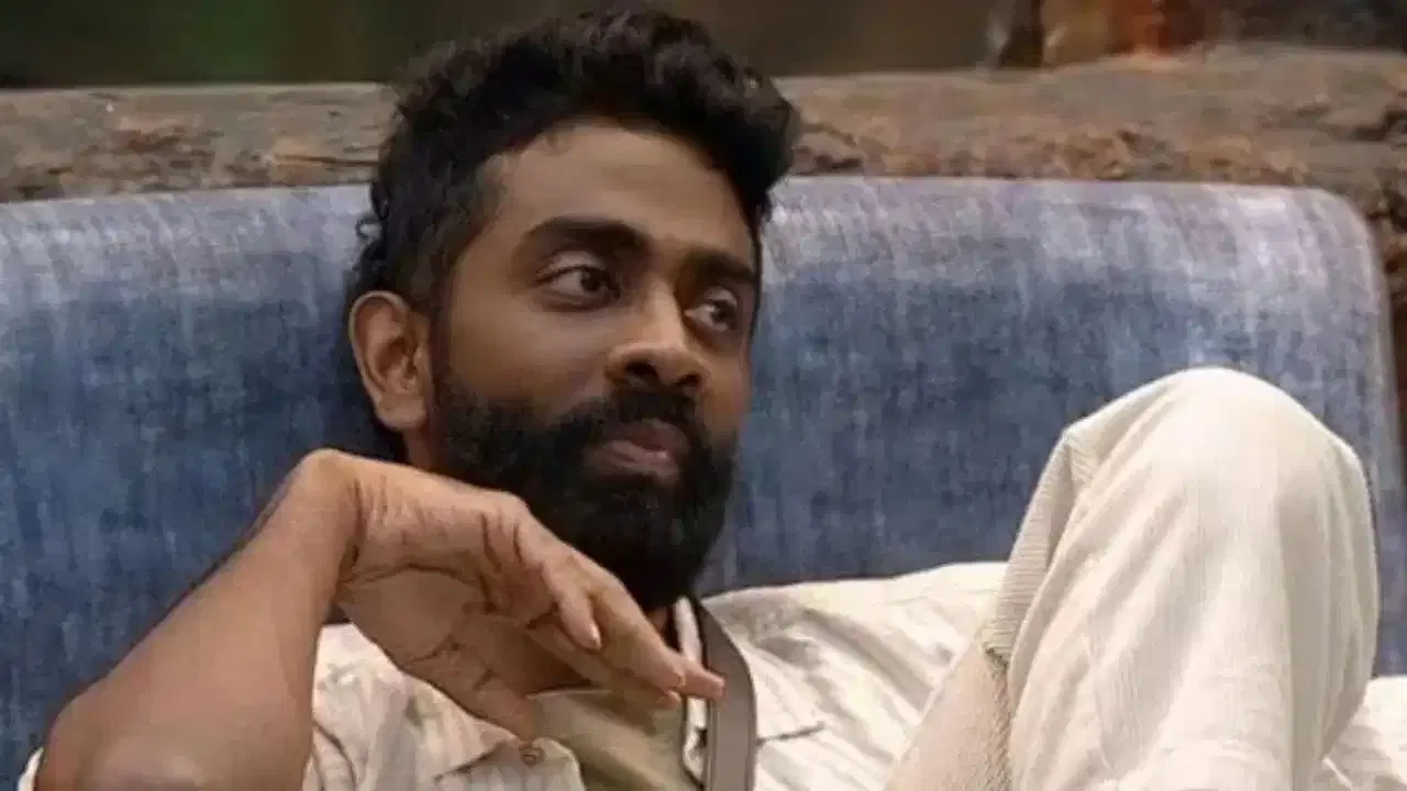 प्रणीत मोरेने शेवटी म्हटले की, मी स्वत:वर देखील काम करेन. मी माझ्या कंटेन्टवर देखील काम करेन. तुम्ही या गोष्टींमध्ये भविष्यात देखील सुधारणा पाहाल. मी निश्चितपणे स्वतःला एक चांगला माणूस म्हणून सिद्ध करेन.