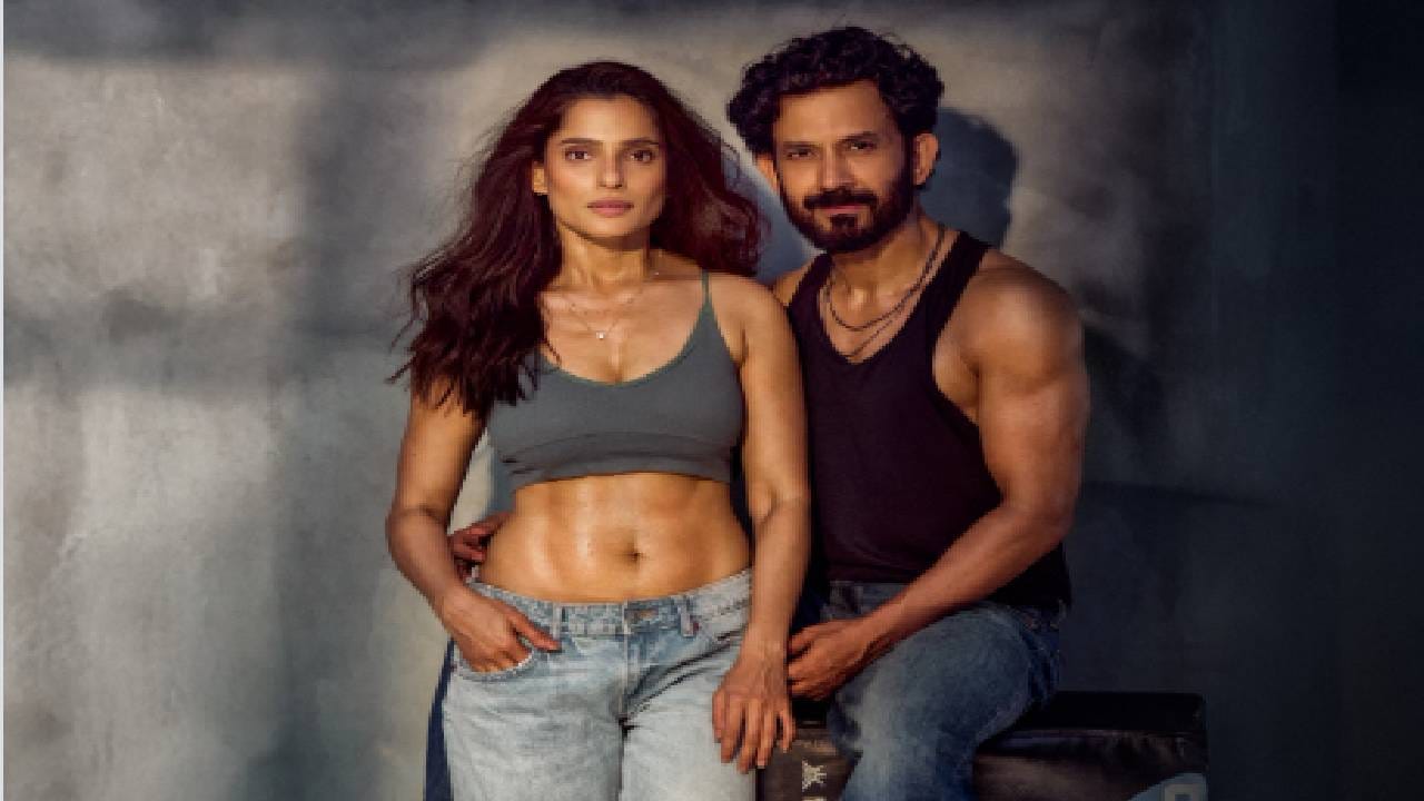 पण काहीही झालं तरी, जर तुझ्या लग्नात काही ठीक नसेल, काही अडचण आली तर तू सरळ माझ्याशी बोल, त्याशिवाय तू तुझ्या आयुष्याबद्दल कोणताही (वाकडातिकडा) निर्णय घेणार नाही, असं आईने बजावून सांगितल्याचं प्रियाने नमूद केलं. 