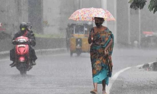 म्हणूनच आता पुढचे दोन ते तीन दिवस राज्यात शेतकरी तसेच सामान्यांना मोसमी पावसाची वाट पाहावी लागणार आहे. तत्त्पूर्वी राज्यातील कोकण, मध्य महाराष्ट्रातील काही भागात शुक्रवारी उष्ण आणि दमट वातावरण असू शकते.