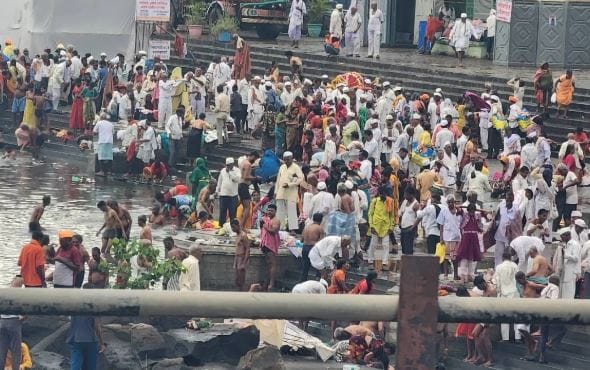 जगद्गुरू श्री संत तुकाराम महाराजांचा ३४१ वा आषाढी पायी वारी पालखी सोहळा मिती ज्येष्ठ वद्य सप्तमी, मंगळवार दि. ७ जुलै २०२६ रोजी मुख्य देऊळवाड्यातून पंढरपूरकडे प्रस्थान करणार आहे.