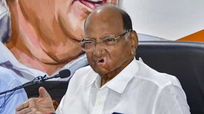 मोठी बातमी! शरद पवार गटाचे आमदार नाराज? पवारांचा विश्वासू शिलेदार आमदारांसह थेट भाजप प्रदेशाध्यक्षांच्या भेटीला, घडामोडींना वेग
