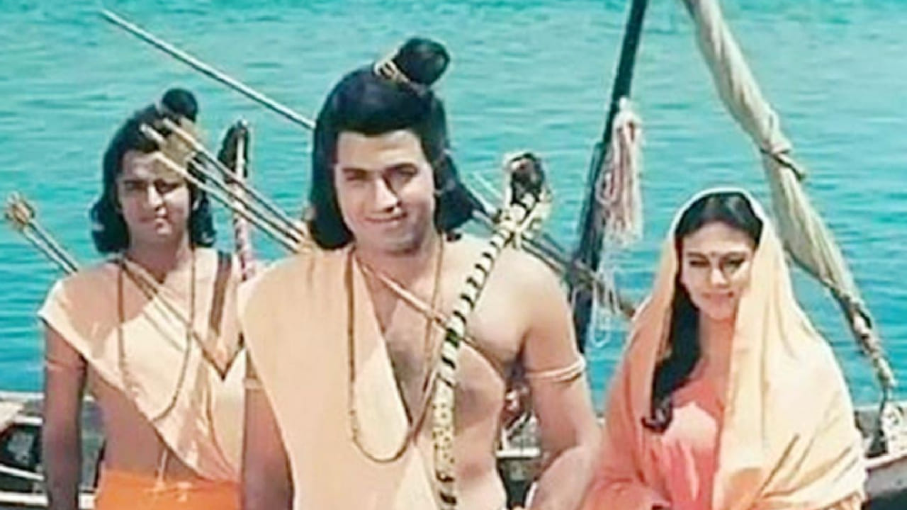 याशिवाय टरबूज, केळी, पपई आणि काजू यांसारखी फळझाडेदेखील त्यांनी लावली आहेत. इतक्या मोठ्या प्रमाणावर विविध प्रकारची पिके पाहून चाहत्यांना आश्चर्याचा धक्का बसला. अनेकांनी ही सर्व उत्पादने त्यांच्या स्वतःच्या शेतात पिकवली जात असल्याचे पाहून आनंद व्यक्त केला.