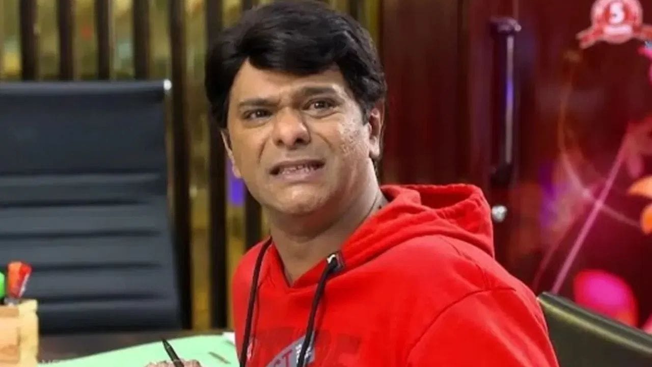 या मालिकेचे महिन्याला २६ भाग टेलिकास्ट होतात. बागाचा कॅरेक्टर बहुतांशी एपिसोडमध्ये असतात. त्यांचे कॅरेक्टर आणि त्यांच्या बोलण्याचा अंदाज लोकांना खूप आवडतो. ही मालिका साल २००८ पासून सुरु आहे. तन्मय या मालिकेशी साल २०१० मध्ये जोडले गेले. १६ वर्षांत त्यांना या मालिकेने प्रचंड प्रसिद्धी दिली आहे.