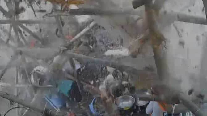 परभणीत सभामंडप कोसळल्याने 6 जणांचा मृत्यू, नेमकं काय घडलं? अंगावर काटा आणणारा VIDEO समोर