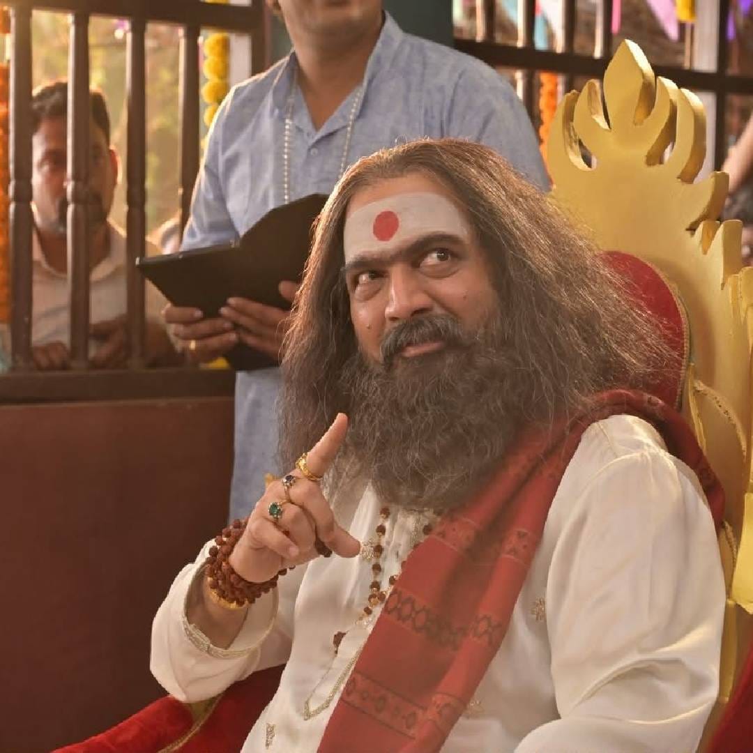 मकरंद अनासपुरे, जितेंद्र जोशी , ओम भुतकर, अंशुमन विचारे, योगेश शिरसाट, गणेश पंडीत, शार्दूल सराफ यांच्यासोबत इतर कलाकारांचा सहजसुंदर अभिनय, विनोदाचं अचूक टायमिंग, सोबतीला असलेले भन्नाट संवाद यामुळे 'तुंबाडची मंजुळा' या चित्रपटाने प्रेक्षकांची मनं जिंकली आहेत. सोबतच एका गुढ वलयात दिसणारी सई ताम्हणकर सर्वांचं लक्ष वेधून घेते.