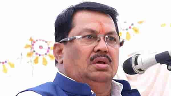 चंद्रपूरमध्ये विजय वडेट्टीवार गटाला जबर धक्का, तो अधिकृत आदेश येताच मोठी खळबळ; महापालिकेत काय घडलं?
