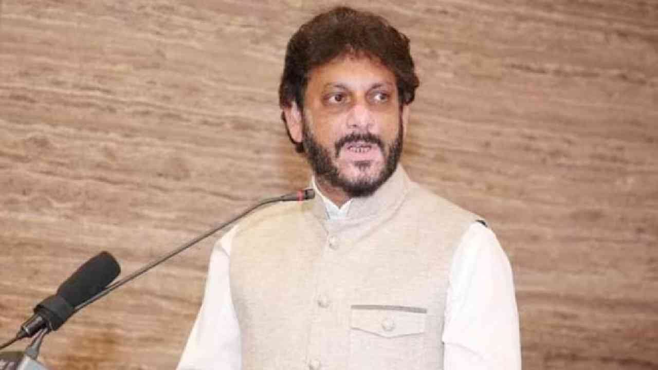 मदरशांचा सर्वे करताना तुम्ही, मग मंदिरांचा..ओवैसी यांच्या पा