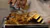 Gold Rate Today : सोन्याने टेन्शन वाढवलं ना भाऊ, किमती धडाधड... आजचे 10 ग्रॅमचे दर ..