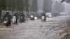 Rain Alert : मुसळधार पावसाने वाढवली धास्ती; राज्यात 13 जणांचा मृत्यू, मुंबईतील उद्यानं आज राहणार बंद