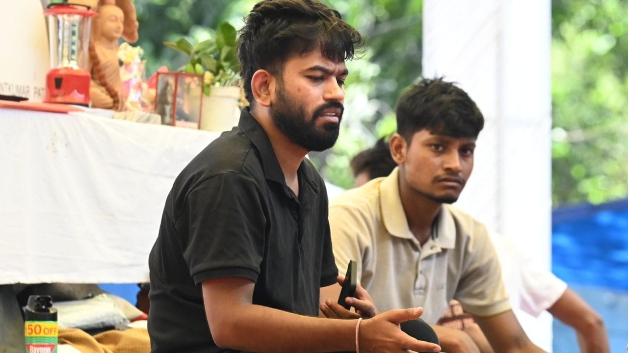 वाचवा त्याला, त्याच्या जीवाला धोका, अभिजीत दिपके याच्या बहिणीचे गंभीर आरोप, थेट राष्ट्रपतींना पत्र.. वाचवा त्याला, त्याच्या जीवाला धोका, अभिजीत दिपके याच्या बहिणीचे गंभीर आरोप, थेट राष्ट्रपतींना पत्र..