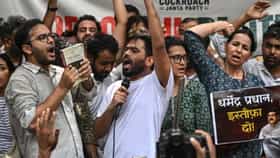 अभिजीत दिपके यांच्या संसदेवरील मोर्चाला परवानगी नाही, नियम मोडल्यास....