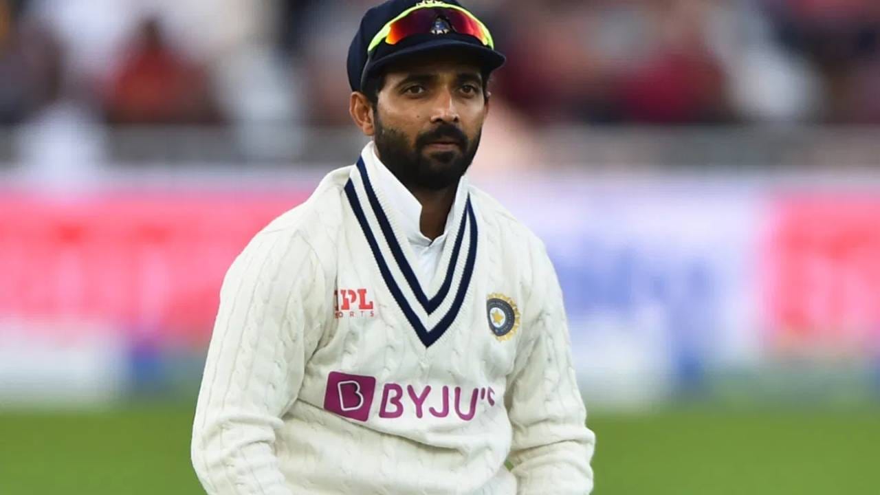 अजिंक्य रहाणेने आपल्या क्रिकेट कारकि‍र्दीत अनेक विक्रम रचले आणि मोडले. पण क्षेत्ररक्षक म्हणून झेल पकडण्याचा त्याचा विक्रम जबरदस्त आहे. त्याच्या नावावर असलेला हा विक्रम मोडणं जवळपास अशक्य आहे. (PC-GETTY IMAGES)