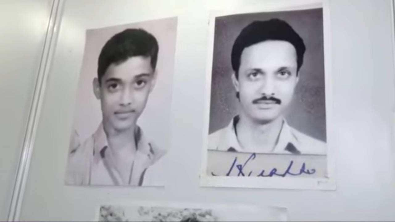 दादांच्या राजकारणामधील जडणघडणीचे अत्यंच महत्त्वाचे असे सगळे फोटो एकत्रितपणे राष्ट्रवादीच्या माध्यमातून, प्रदर्शनाच्या माध्यमातून त्यांच्या चाहत्यांसाठी समोर आणण्यात आले आहेत.