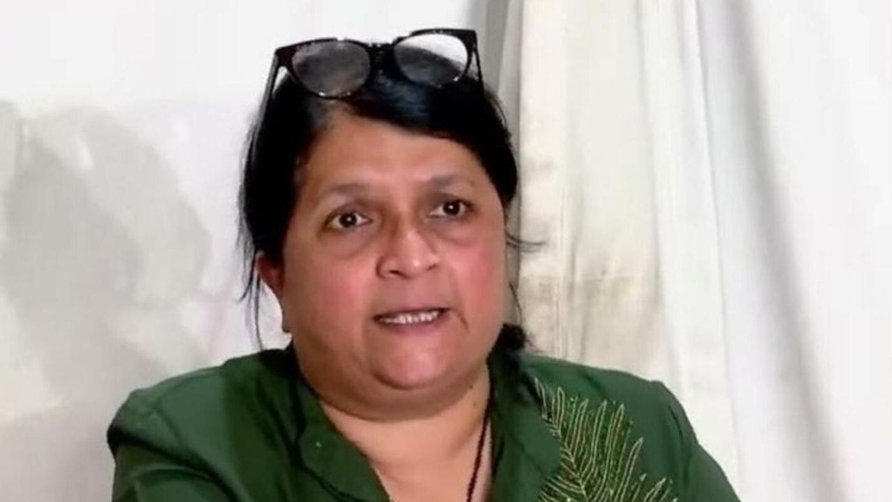 विनायक राऊत यांच्या जागी सर्वसामान्य व्यक्ती असता तर... अंजली दमानिया यांची जोरदार टीका.. विनायक राऊत यांच्या जागी सर्वसामान्य व्यक्ती असता तर... अंजली दमानिया यांची जोरदार टीका..