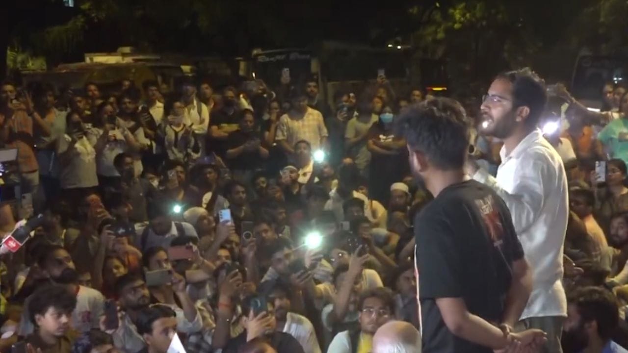 धर्मेंद्र प्रधान यांचा राजीनामा होत नाही, तोपर्यंत मैदान सोडणार नाही; जंतरमंतरवर पुन्हा तरुणांचा एल्गार धर्मेंद्र प्रधान यांचा राजीनामा होत नाही, तोपर्यंत मैदान सोडणार नाही; जंतरमंतरवर पुन्हा तरुणांचा एल्गार