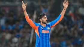 Axar Patel : अक्षर पटेलची ऐतिहासिक कामगिरी, टी20 क्रिकेटमध्ये असा कारनामा करणारा पहिला भारतीय