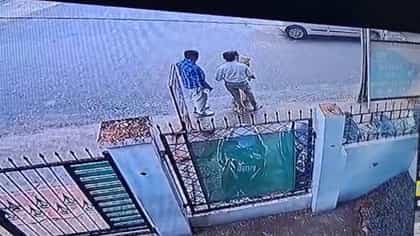 बाई तुमच्यावर देवीचा कोप झालाय, फक्त तेवढं करा... भोंदू ज्योतिषाने थेट
