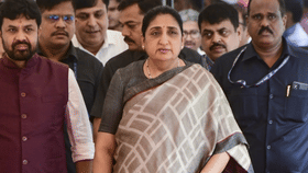 फक्त चर्चा की सत्य, राष्ट्रवादी पक्ष लवकरच फुटणार? बड्या नेत्याच्या-1711064