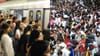 मोठी बातमी! कॉकरोच इफेक्ट… आंदोलनामुळे दिल्ली मेट्रो विस्कळीत, 5 स्थानके बंद.