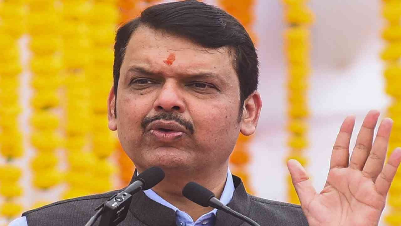 Devendra Fadnavis : 'तुम्ही रामरक्षा आंदोलन करता आणि तुम्हाला..' मुख्यमंत्री फडणवीसांचा उद्धव ठाकरे यांच्या जिव्हारी लागणारा वार Devendra Fadnavis : 'तुम्ही रामरक्षा आंदोलन करता आणि तुम्हाला..' मुख्यमंत्री फडणवीसांचा उद्धव ठाकरे यांच्या जिव्हारी लागणारा वार