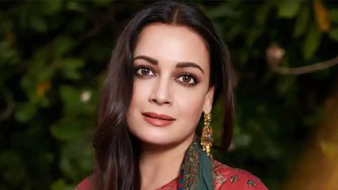इतका घमंडीपणा का? 5 वर्षांच्या मुलाने डिलिव्हरी बॉयला सुनावलं; दिया मिर्झावर भडकले नेटकरी