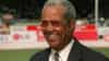 Garry Sobers: जर्मनीच्या सैनिकांनी वडिलांना मारलं, लहानपणी कापली दोन बोटं! सोबर्स यांच्या 5 गोष्टी