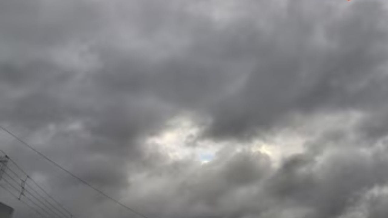 आजही संकट कायम! भारतीय हवामान विभागाचा मोठा इशारा, पुढील 24 तासात.. आजही संकट कायम! भारतीय हवामान विभागाचा मोठा इशारा, पुढील 24 तासात..