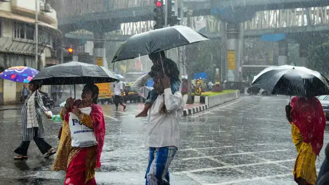 आभाळ फाटणार... महाराष्ट्रासह या राज्यांना मुसळधार पाऊस झोडपणार, IMD कडून अलर्ट जारी