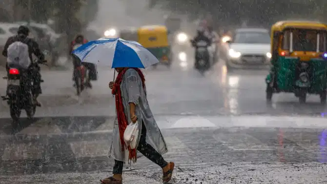 आता पुन्हा राज्यभर धो धो पाऊसधारा, IMD ने थेट तारीख सांगितली; नद्या, ओढे पुन्हा दुथडी भरून वाहणार!