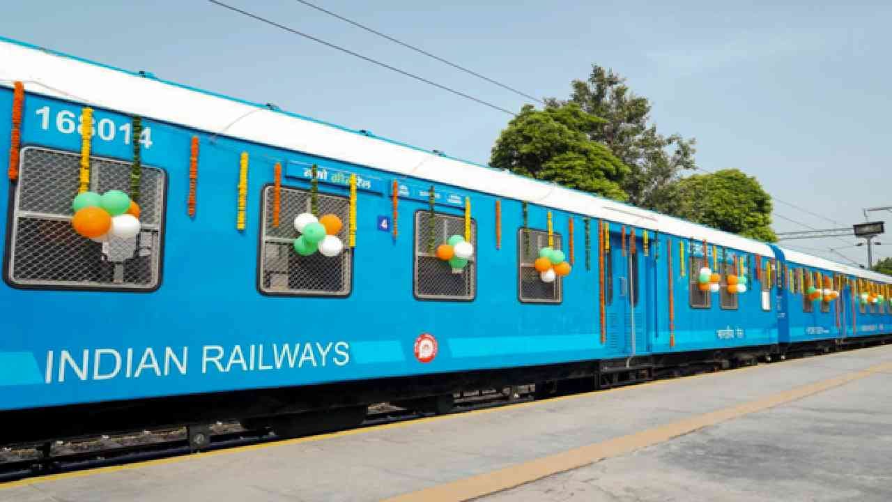 सरकारने 2030 पर्यंत 50 लाख टन ग्रीन हायड्रोजन उत्पादनाचं लक्ष्य ठेवलं आहे. ग्रीन हायड्रोजन निर्मितीसाठी पाणी आणि स्वस्त वीजेची आवश्यकता असते. भारताकडे या दोन्ही गोष्टी उपलब्ध आहेत. सौर ऊर्जा आणि समुद्राच्या पाण्यापासून ग्रीन हायड्रोजन बनवता येऊ शकतो.