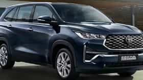 टोयोटा आणणार Innova Hycross चे नवीन मॉडेल