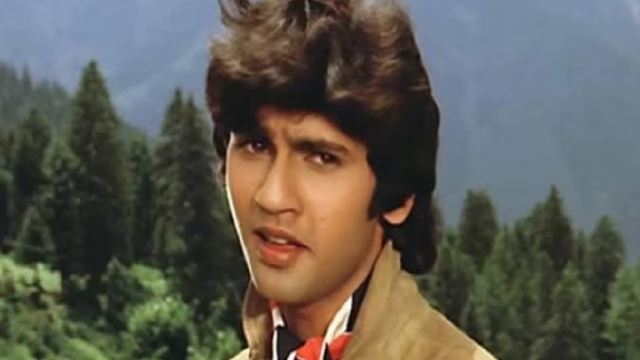 चित्रपटसृष्टीपासून दूर झाल्यानंतर कुमार गौरव यांनी व्यवसाय क्षेत्रात प्रवेश केला. सध्या ते आपल्या व्यवसायात व्यस्त असून त्यांनी चित्रपट आणि प्रसिद्धीच्या झोतातूनही पूर्णपणे दूर राहणे पसंत केले आहे.