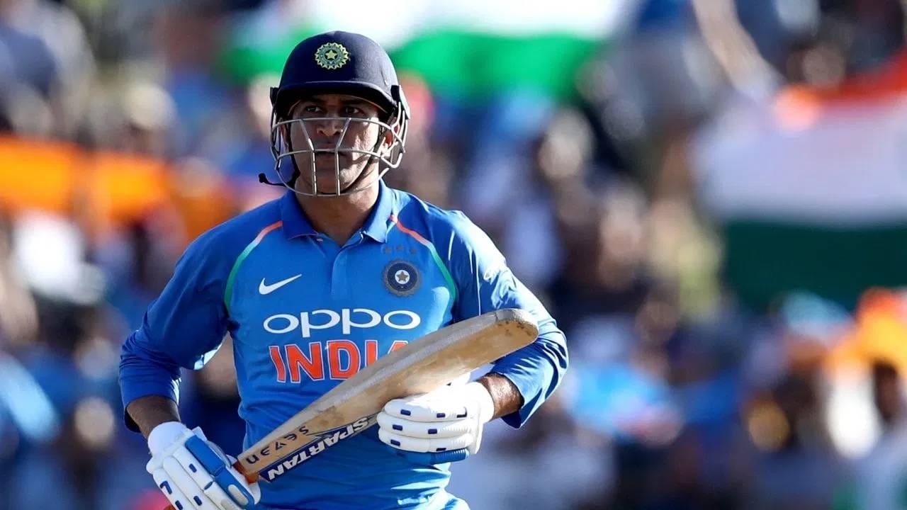 धावांचा पाठलाग करण्यात माजी टीम इंडियाचा कर्णधार आणि बेस्ट फिनिशर महेंद्रसिंह धोनी आहे. धावांचा पाठलाग करताना त्याची सरासरी 102.71 ची आहे. (Photo: Getty Images)