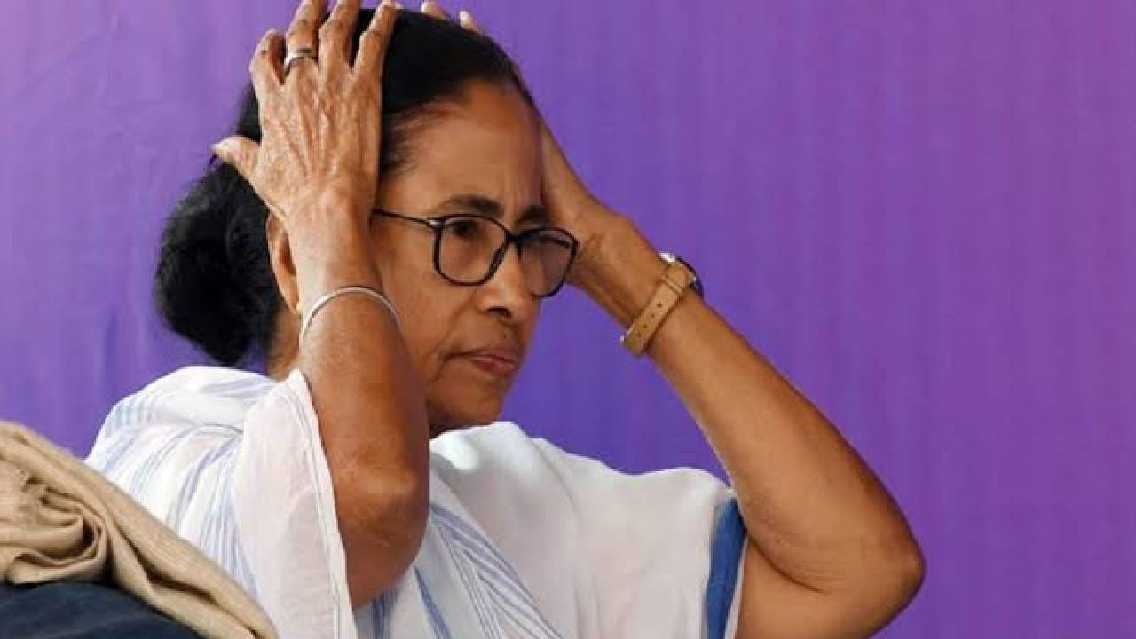 Mamta Banerjee : ममता बॅनर्जींना पुन्हा धक्का? TMC खासदाराचा नड्डांसोबत फोटो, राजकीय चर्चांना उधाण Mamta Banerjee : ममता बॅनर्जींना पुन्हा धक्का? TMC खासदाराचा नड्डांसोबत फोटो, राजकीय चर्चांना उधाण