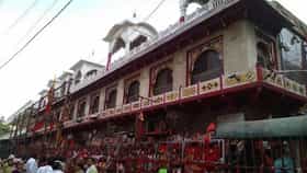 देशातलं अजब मंदिर, लोकांना बांधून... भुतांनाच दिली जाते शिक्षा.