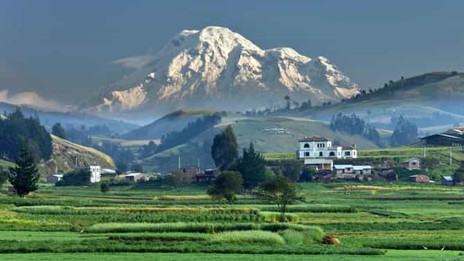 जगातले एक अनोखे गाव, सुर्याच्या सर्वात जवळ असूनही थंडीने कुडकुडतात लोक...