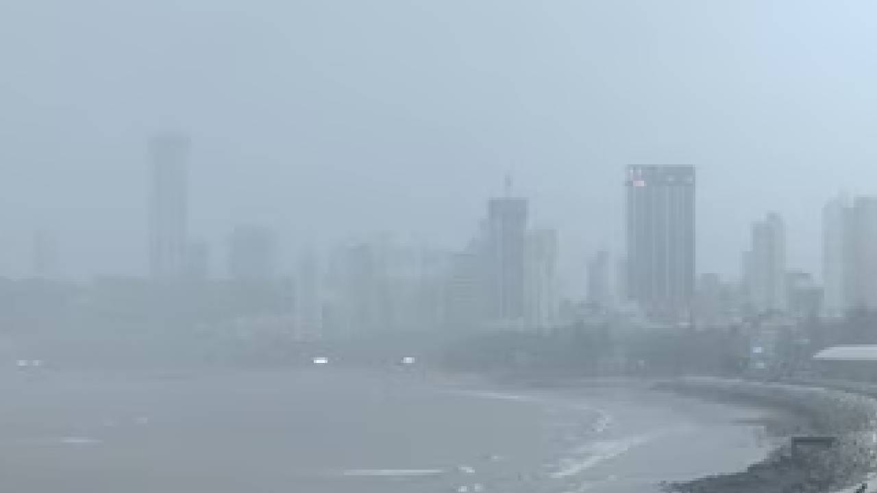 Mumbai Rain Alert : मुंबईकरांनो घराबाहेर पडणे टाळाच... पुढील 3 तास संकट, अलर्ट जारी.. Mumbai Rain Alert : मुंबईकरांनो घराबाहेर पडणे टाळाच... पुढील 3 तास संकट, अलर्ट जारी..