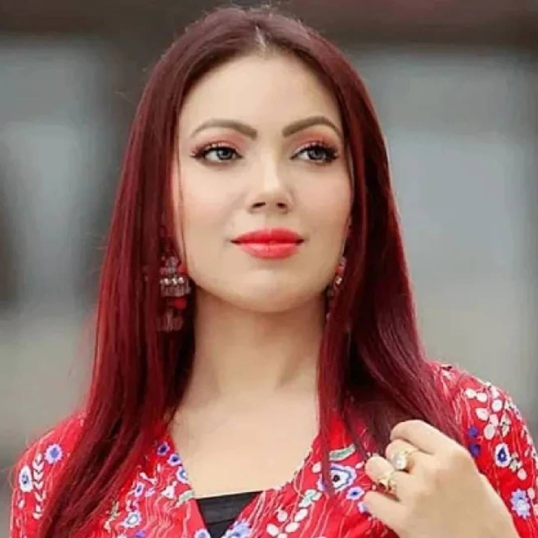 'टाइम्स ऑफ इंडिया'ने दिलेल्या वृत्तानुसार, यामध्ये बबिताजींची भूमिका साकारणारी अभिनेत्री मुनमुन दत्ताला 50 हजार ते 75 हजार रुपयांपर्यंत मानधन मिळतं. तर जेठालालची भूमिका साकारणारे अभिनेते दिलीप जोशी यांची फी मुनमुनपेक्षा तब्बल 200 टक्क्यांनी अधिक आहे.