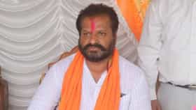 तुम्ही पुन्हा निवडून येणार नाहीत, फुटीर खासदार आष्टीकरांना तरुणाचा फोन.