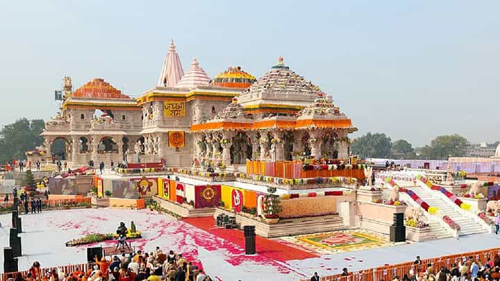 Ram Mandir News | अयोध्या राम मंदिर दानपेटी चोरीवर संघाचे भाष्य! दत्तात्रय होसबळेंची पहिली मोठी प्रतिक्रिया Ram Mandir News | अयोध्या राम मंदिर दानपेटी चोरीवर संघाचे भाष्य! दत्तात्रय होसबळेंची पहिली मोठी प्रतिक्रिया