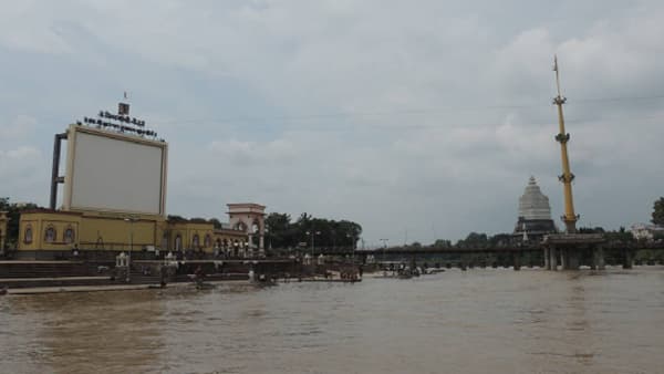 Indrayani River | आळंदीत धोक्याची घंटा! इंद्रायणी नदी दुथडी भरून वाहतेय; वारकऱ्यांना प्रशासनाचा तातडीचा इशारा