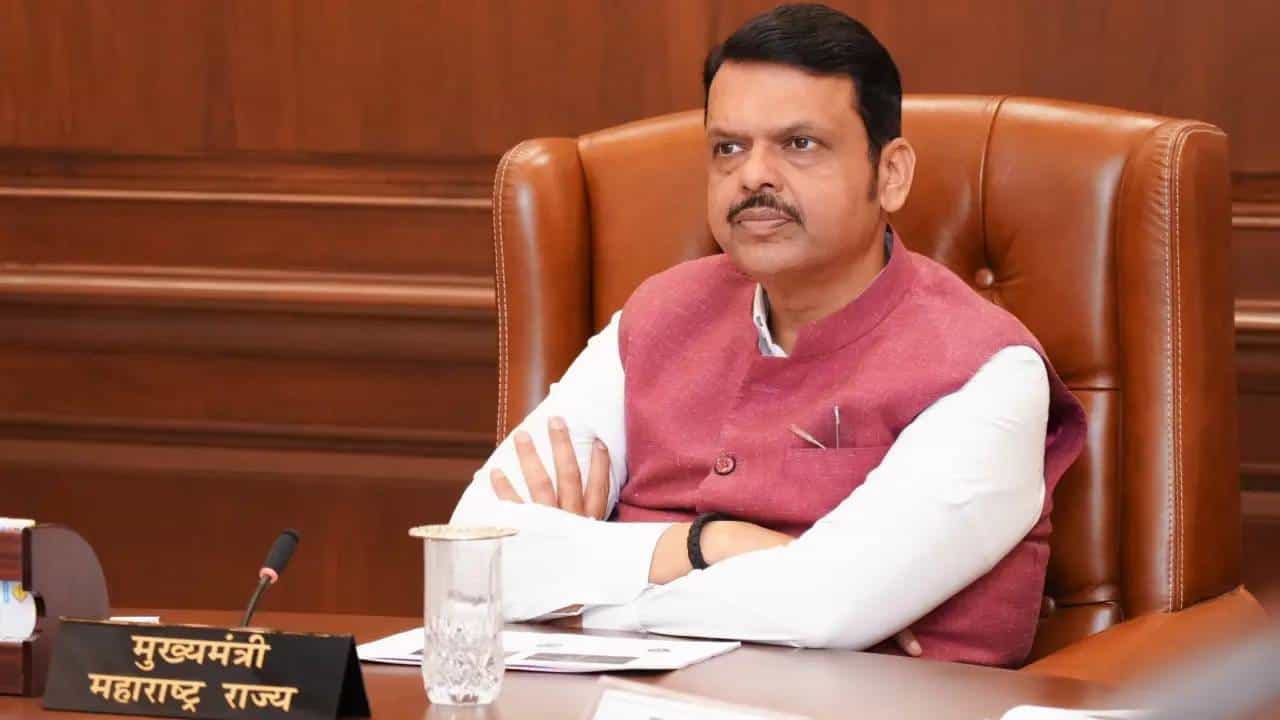 CM Devendra Fadnavis | दिल्लीकडे मुख्यमंत्री फडणवीसांची धाव!; मंत्रिमंडळ विस्ताराच्या चर्चांदरम्यान महाराष्ट्राच्या राजकारणात मोठ्या हालचाली?