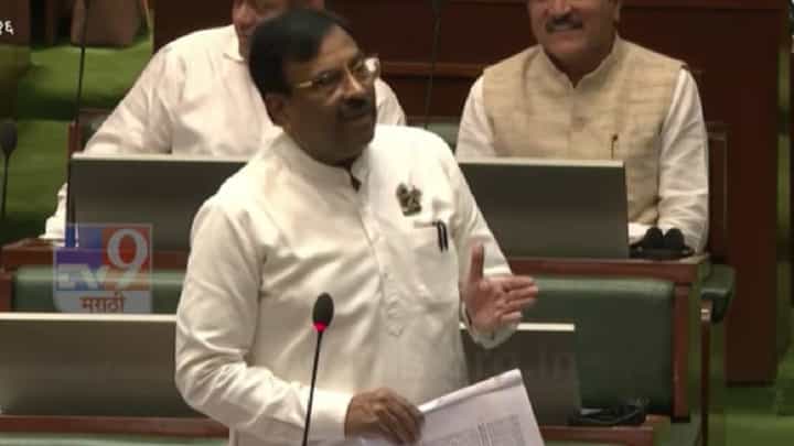 Sudhir Mungantiwar | सत्ता आली की वचन विसरलात?; सावरकरांना भारतरत्न देण्यावरून मुनगंटीवार संतापले, सरकारला घरचा आहेर Sudhir Mungantiwar | सत्ता आली की वचन विसरलात?; सावरकरांना भारतरत्न देण्यावरून मुनगंटीवार संतापले, सरकारला घरचा आहेर