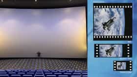आयमॅक्स ( IMAX) तंत्रज्ञान नेमके कसे काम करते ?.